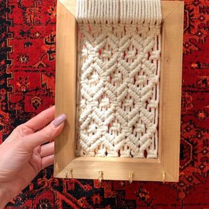 خرید اینترنتی جاکلیدی مکرومه بافی