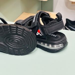 فروش اینترنتی صندل بچگانه اسپرت طرح کپسولی T-rex برند Kids کد 4012401