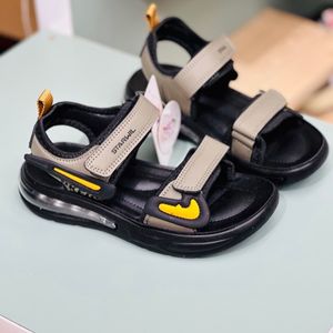 خرید اینترنتی قیمت صندل بچگانه اسپرت طرح کپسولی جردن برند Kids کد 4012601