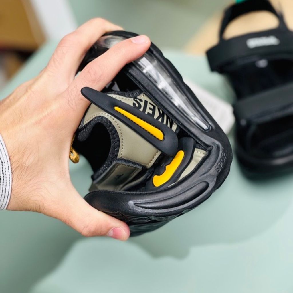 خرید اینترنتی قیمت صندل بچگانه اسپرت طرح کپسولی جردن برند Kids کد 4012601