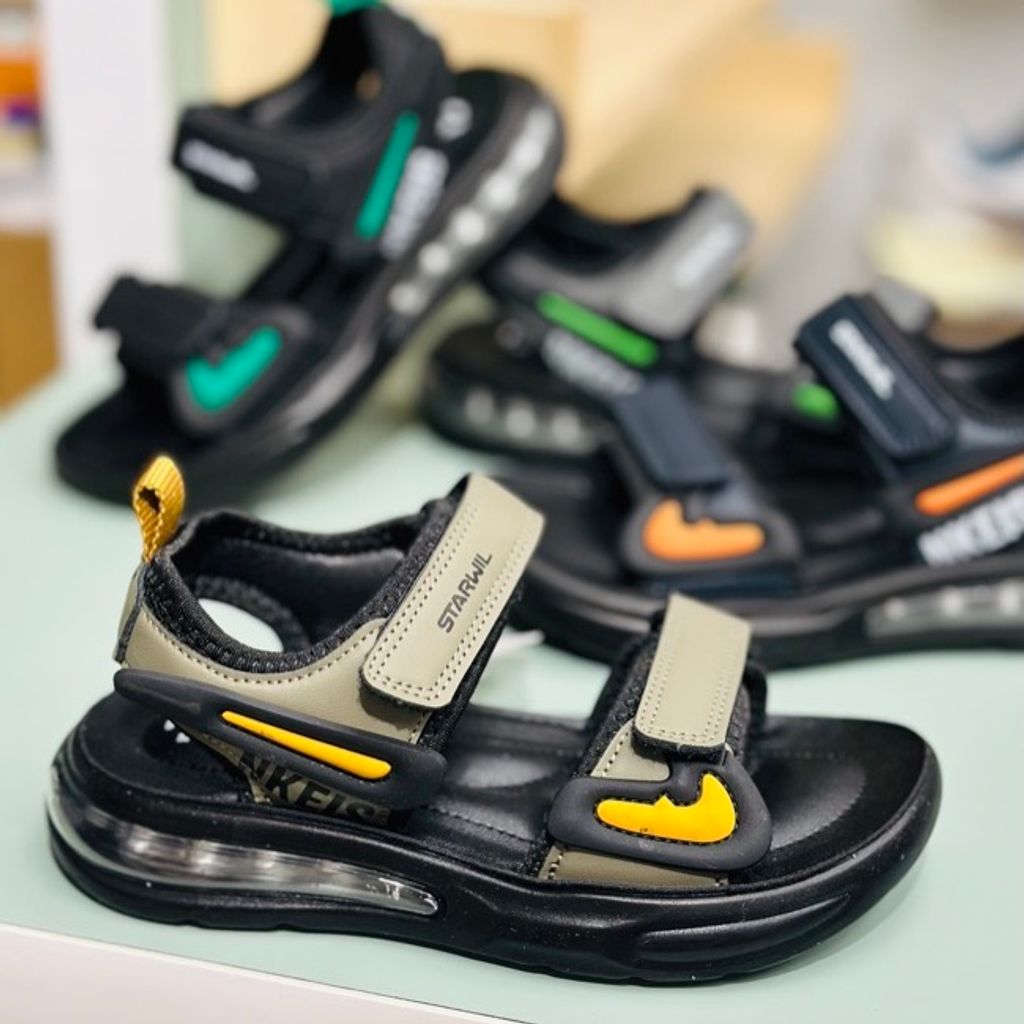 خرید اینترنتی قیمت صندل بچگانه اسپرت طرح کپسولی جردن برند Kids کد 4012601