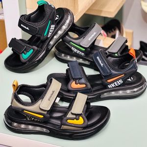 خرید اینترنتی قیمت صندل بچگانه اسپرت طرح کپسولی جردن برند Kids کد 4012601