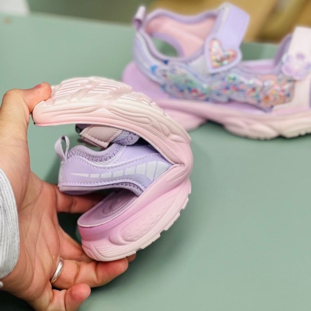 خرید اینترنتی قیمت صندل دخترانه بچگانه طرح قلبی AIR برند Winstar کد 4012801