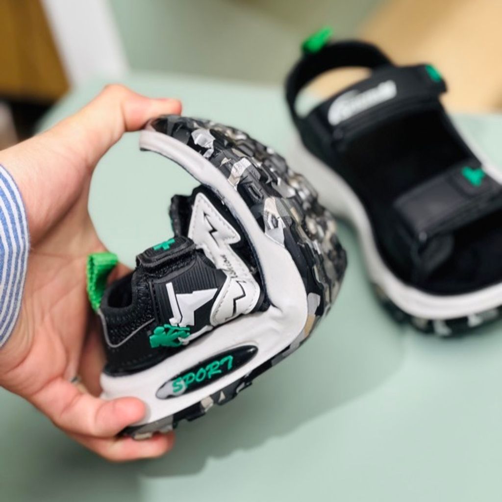 خرید اینترنتی قیمت صندل بچگانه طرح کوهنورد برند winstar کد 4020702