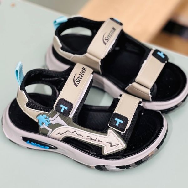 صندل بچگانه طرح کوهنورد برند winstar کد 4020702