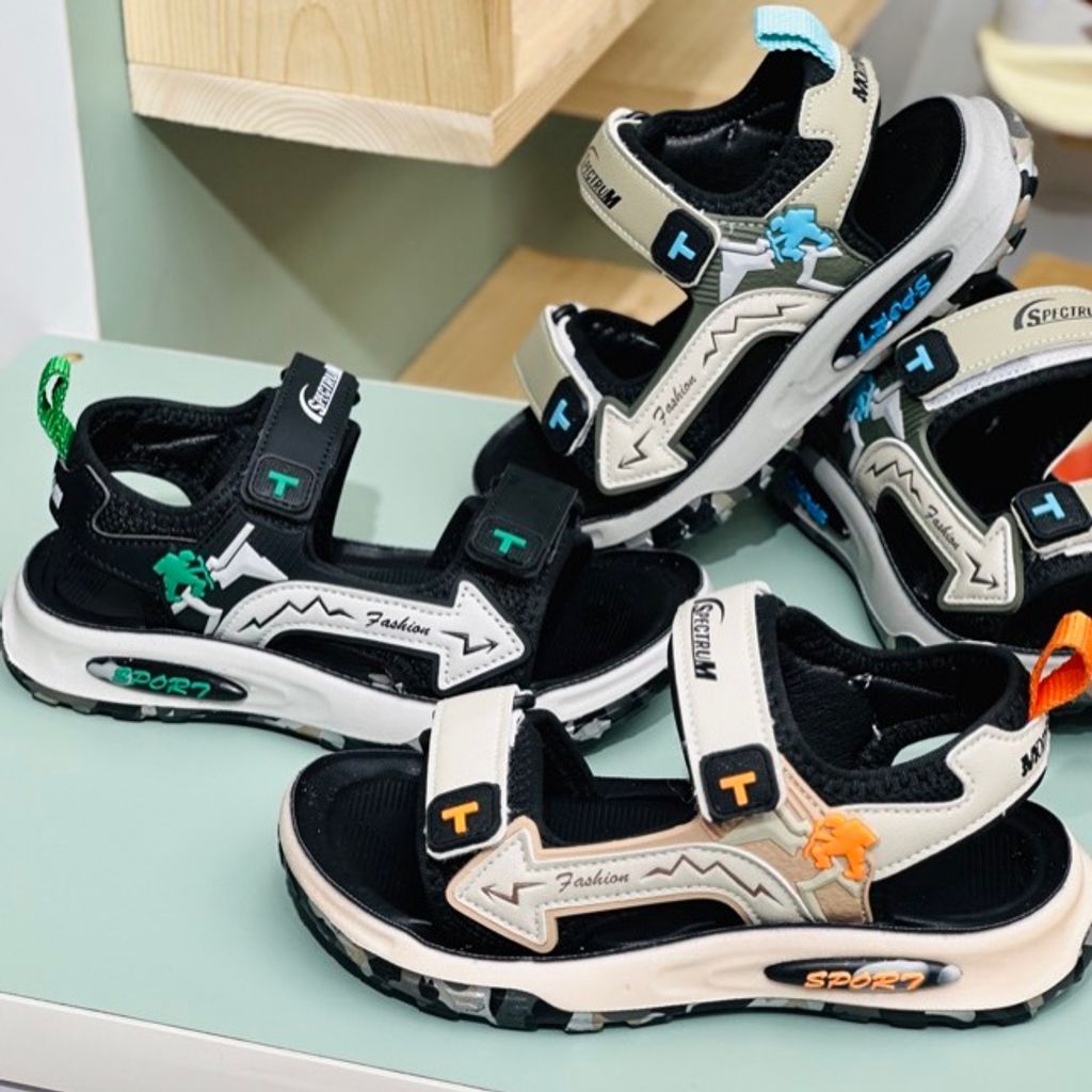 خرید اینترنتی قیمت صندل بچگانه طرح کوهنورد برند winstar کد 4020702