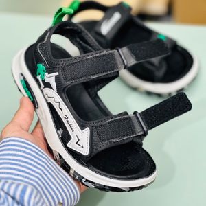 خرید اینترنتی قیمت صندل بچگانه طرح کوهنورد برند winstar کد 4020702