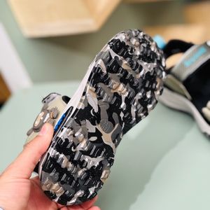 خرید اینترنتی قیمت صندل بچگانه طرح mr bone برند winstar کد 4020703