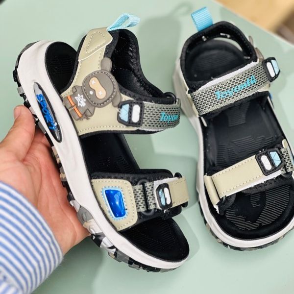 صندل بچگانه طرح mr bone برند winstar کد 4020703