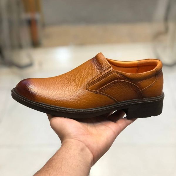 کفش چرم مردانه مجلسی ایپک رنگ عسلی