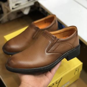 مشخصات کفش چرم مردانه مجلسی ایپک رنگ عسلی