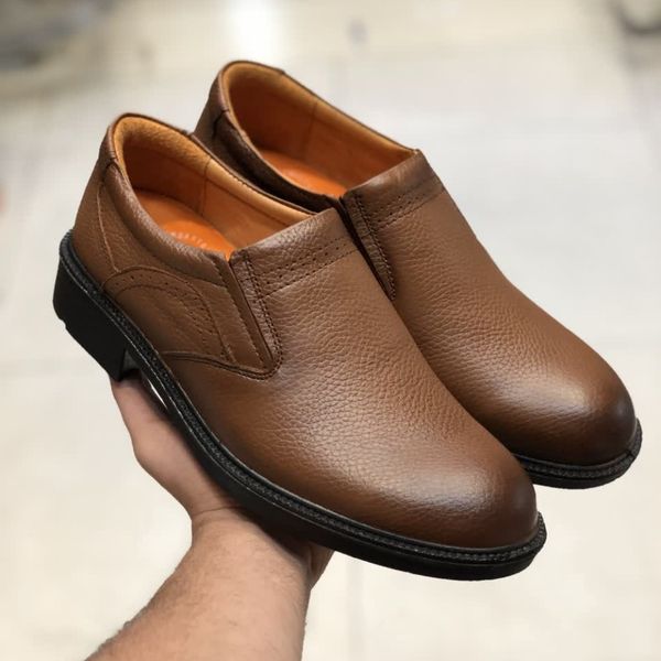 کفش چرم مردانه مجلسی ایپک رنگ عسلی