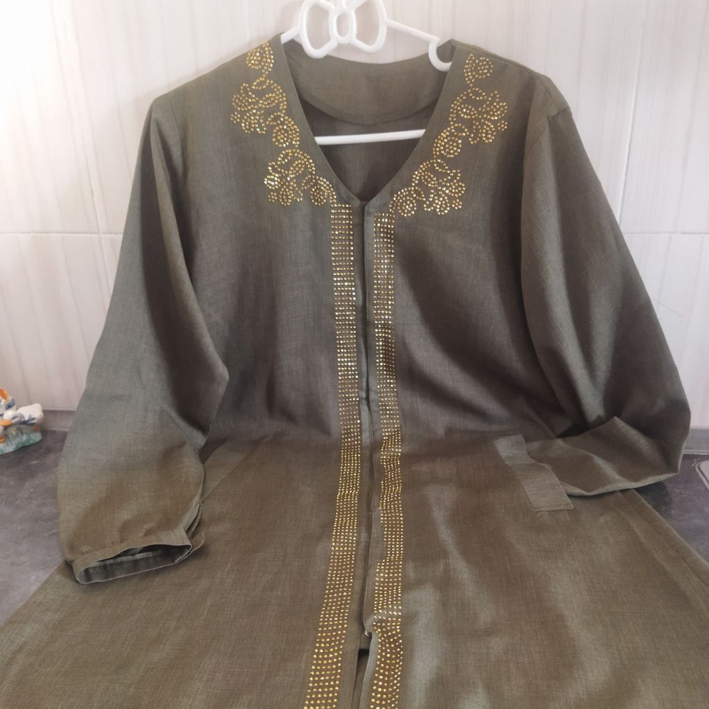 قیمت مانتو جلو دکمه سایز بزرگ زنانه mn32
