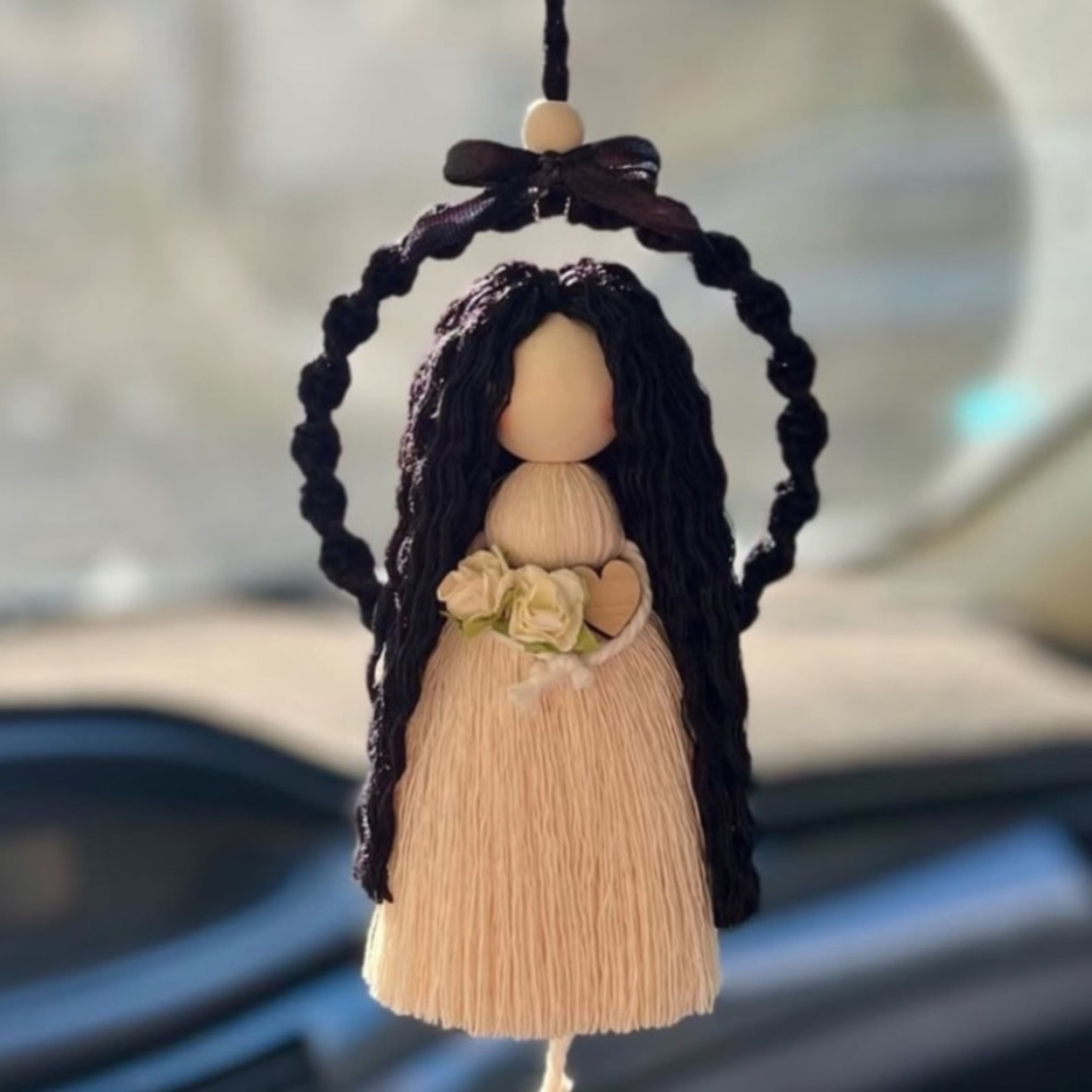 مشخصات آویز ماشین مدل فرشته