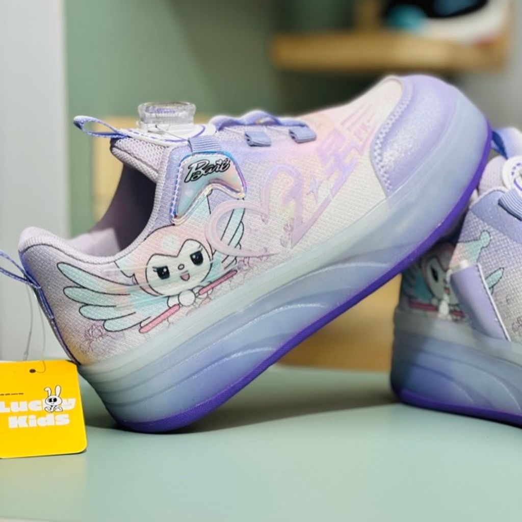 خرید اینترنتی قیمت کتونی دخترانه اسکیتی چراغدار طرح کرومی برند KIDS KING کد 4022802