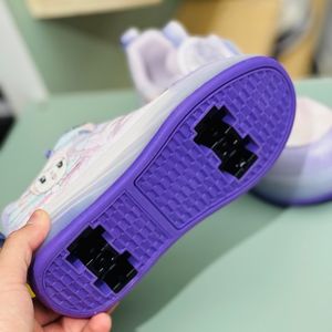 خرید اینترنتی قیمت کتونی دخترانه اسکیتی چراغدار طرح کرومی برند KIDS KING کد 4022802