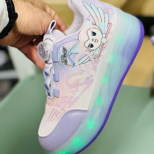 کتونی دخترانه اسکیتی چراغدار طرح کرومی برند KIDS KING کد 4022802