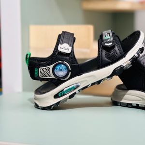 خرید اینترنتی قیمت صندل بچگانه طرح Spider برند Winstar کد 4022503