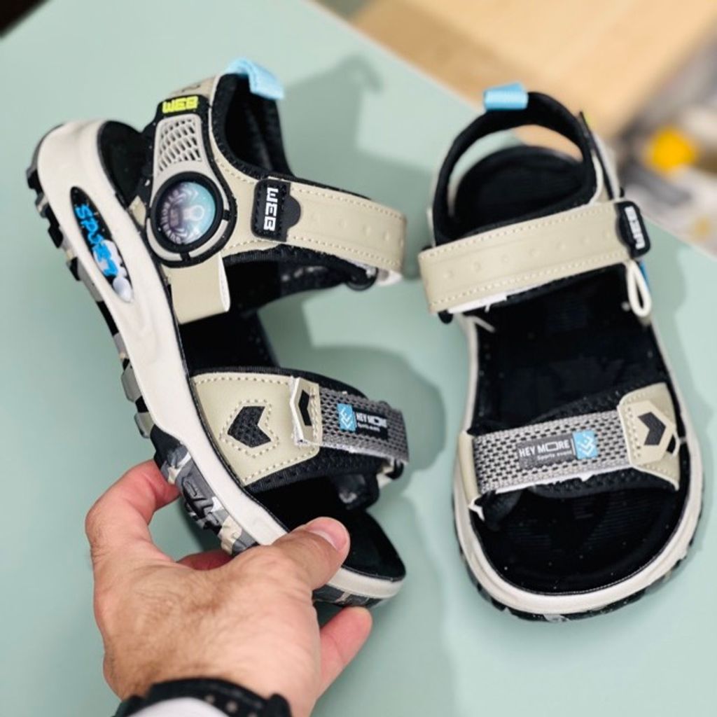 خرید اینترنتی قیمت صندل بچگانه طرح Spider برند Winstar کد 4022503