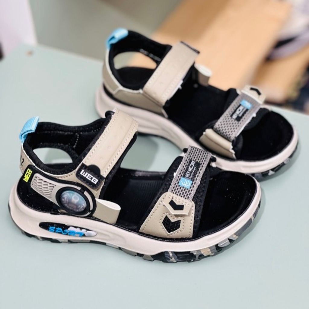 خرید اینترنتی قیمت صندل بچگانه طرح Spider برند Winstar کد 4022503