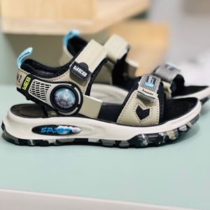 خرید اینترنتی قیمت صندل بچگانه طرح Spider برند Winstar کد 4022503