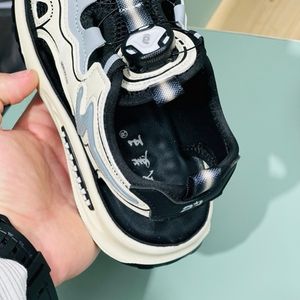 خرید اینترنتی قیمت صندل بچگانه طرح Una برند Winstar کد 4022505