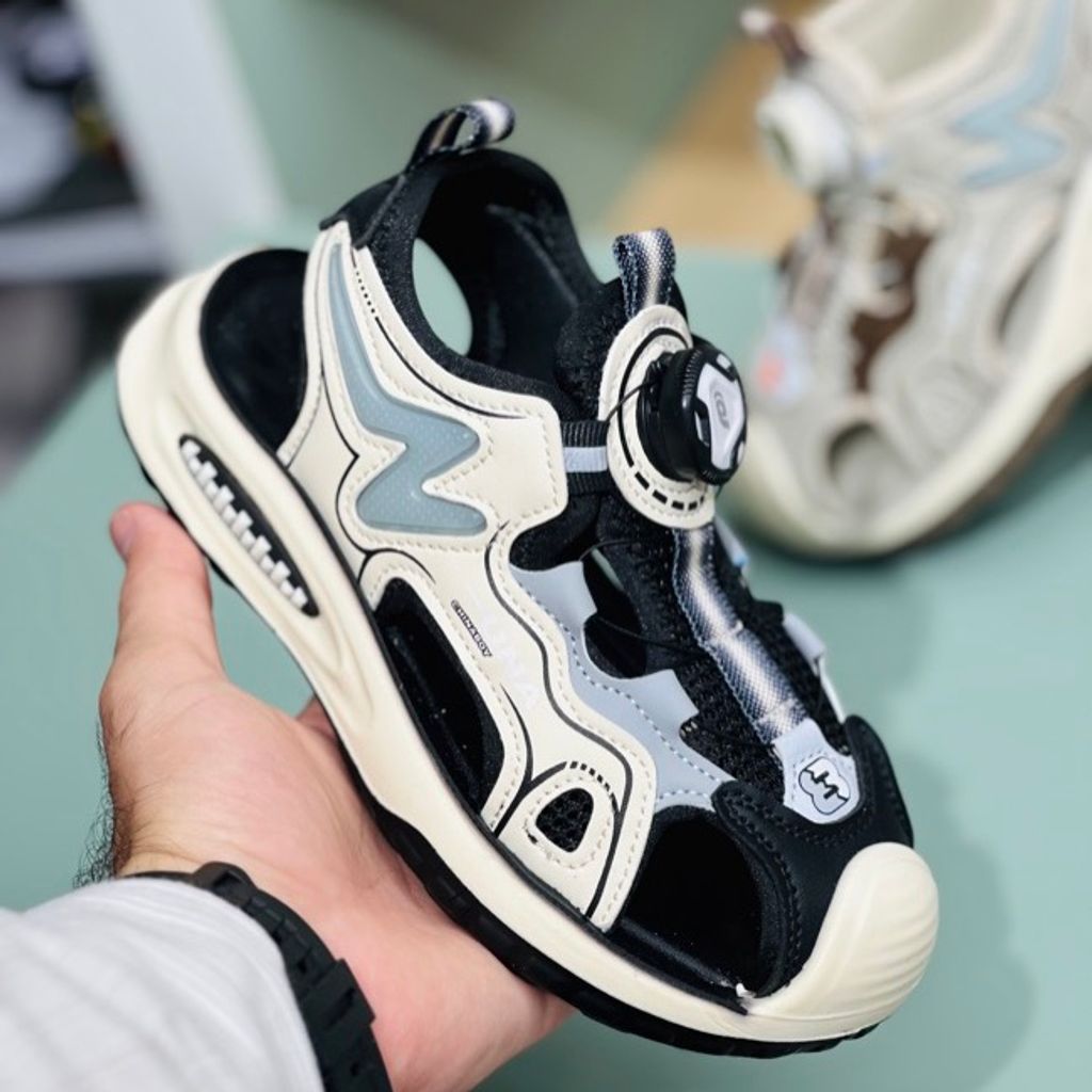 خرید اینترنتی قیمت صندل بچگانه طرح Una برند Winstar کد 4022505