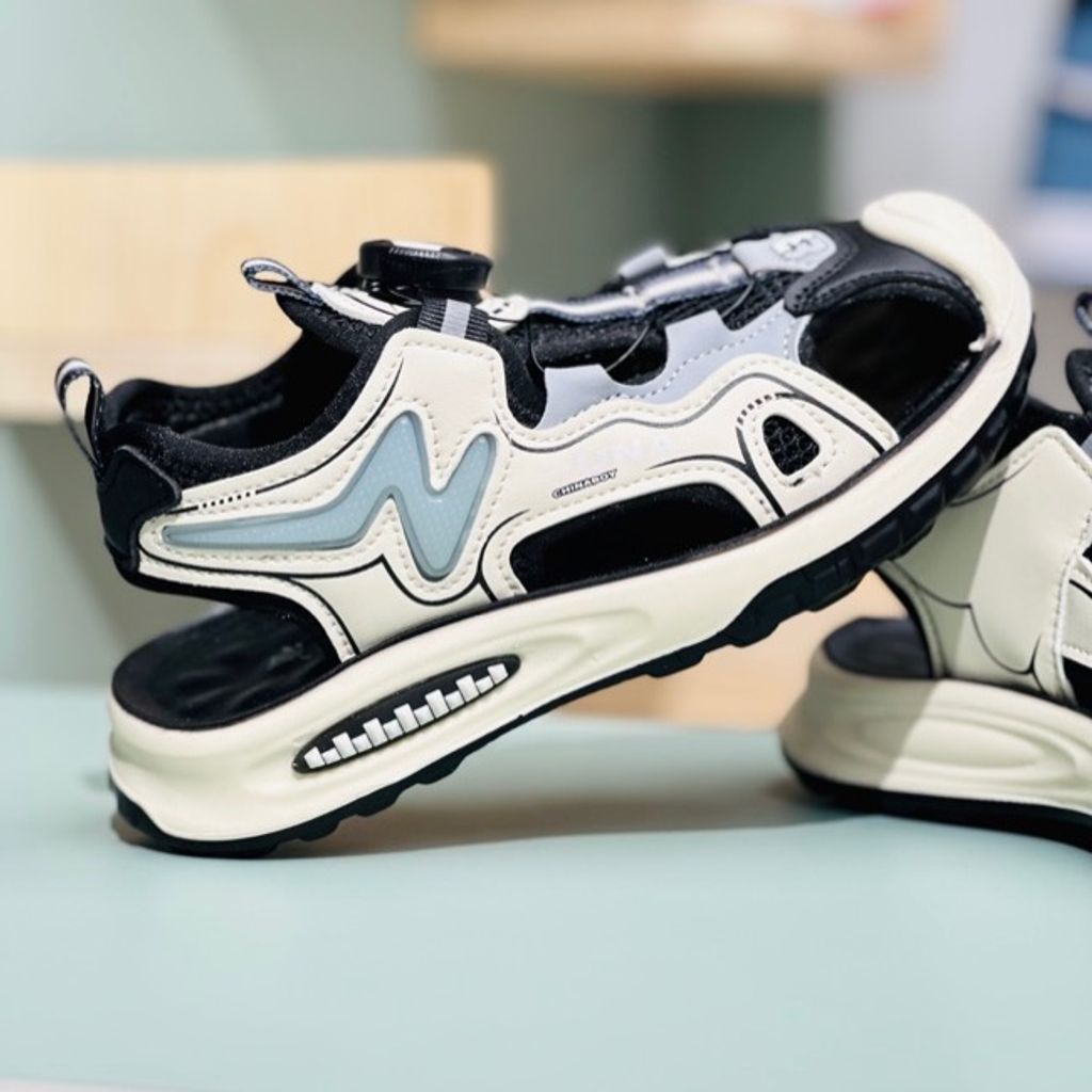 خرید اینترنتی قیمت صندل بچگانه طرح Una برند Winstar کد 4022505