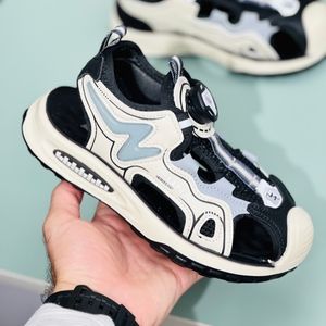 خرید اینترنتی قیمت صندل بچگانه طرح Una برند Winstar کد 4022505