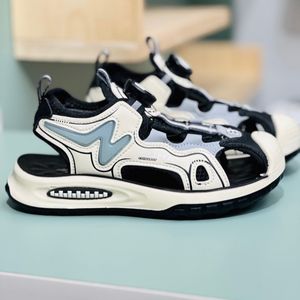 خرید اینترنتی قیمت صندل بچگانه طرح Una برند Winstar کد 4022505