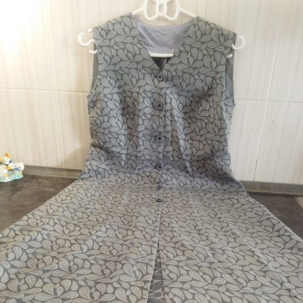 سارافون جلو دکمه زنانه sr76