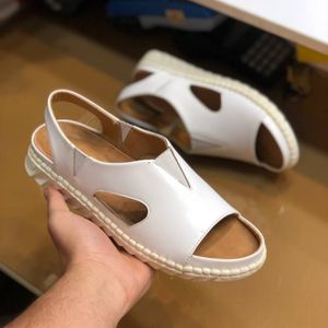 خرید اینترنتی صندل زنانه طبی مدل پانتا رنگ سفید