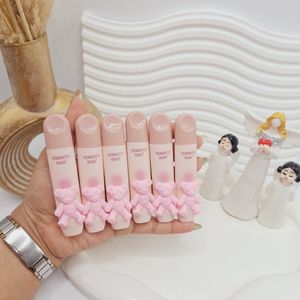 مشخصات لیپ گلاس خیس طرح خرس کیوت برند ROMANTIC RAIN