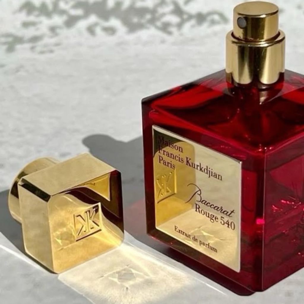 خرید انلاین تستر اروپایی عطر باکارات رژ قرمز اصلی زنانه و مردانه | Baccarat Rouge 540