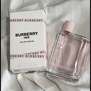 فروش اینترنتی تستر اروپایی عطر ادکلن باربری هر ادوپرفیوم زنانه | Burberry Her Eau de Par