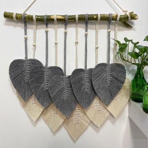 دیوارادی  دکوری برگ مکرومه بافی طرح سارا