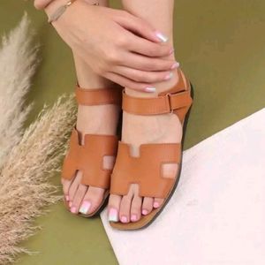 فروش اینترنتی صندل هرمس دخترانه برند مرداس رنگ عسلی