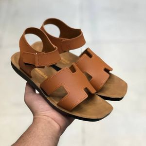 مشخصات صندل هرمس دخترانه برند مرداس رنگ عسلی