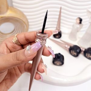 قیمت خط چشم مشکی ماژیکی برند 3Q beauty