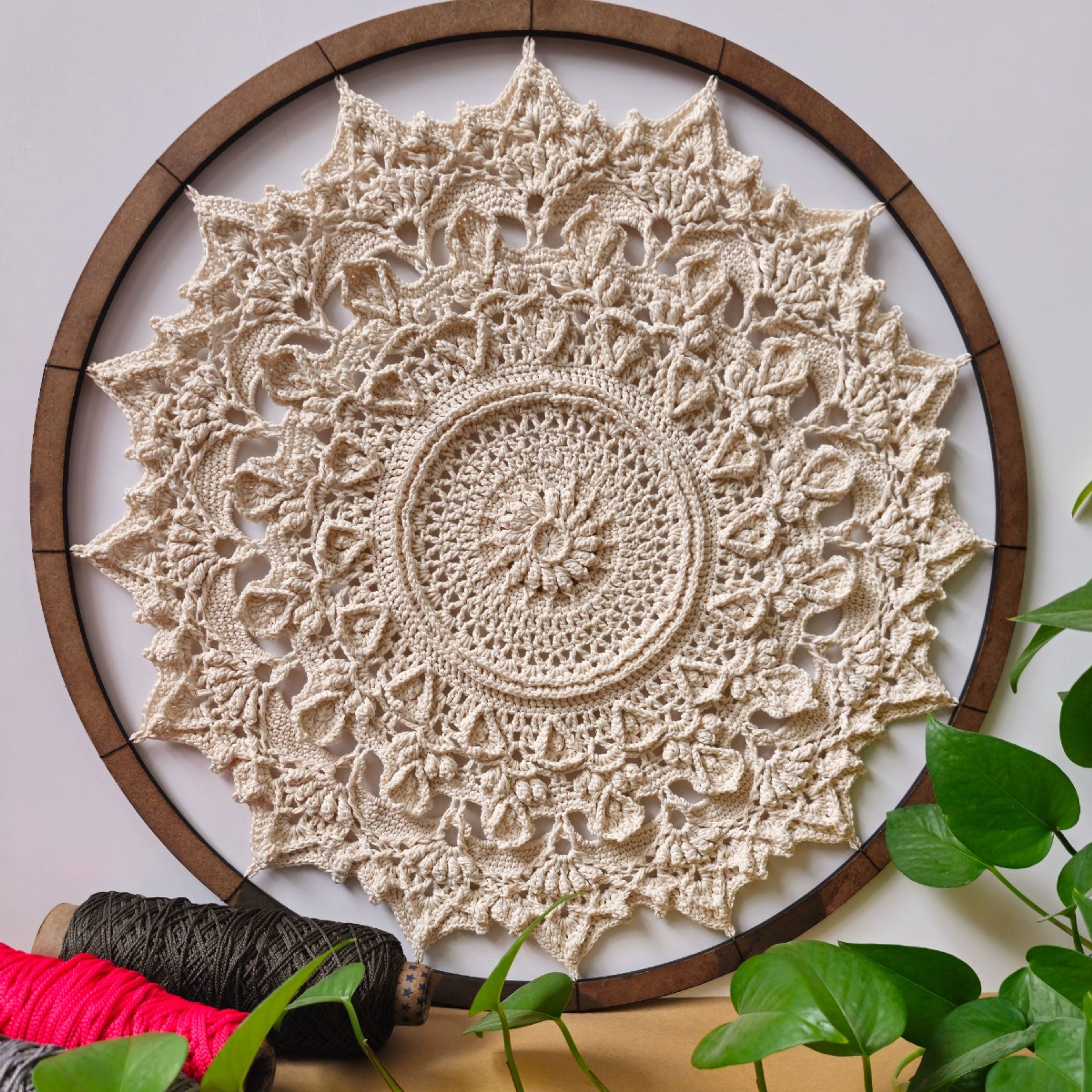خرید انلاین دیوارکوب مکرومه