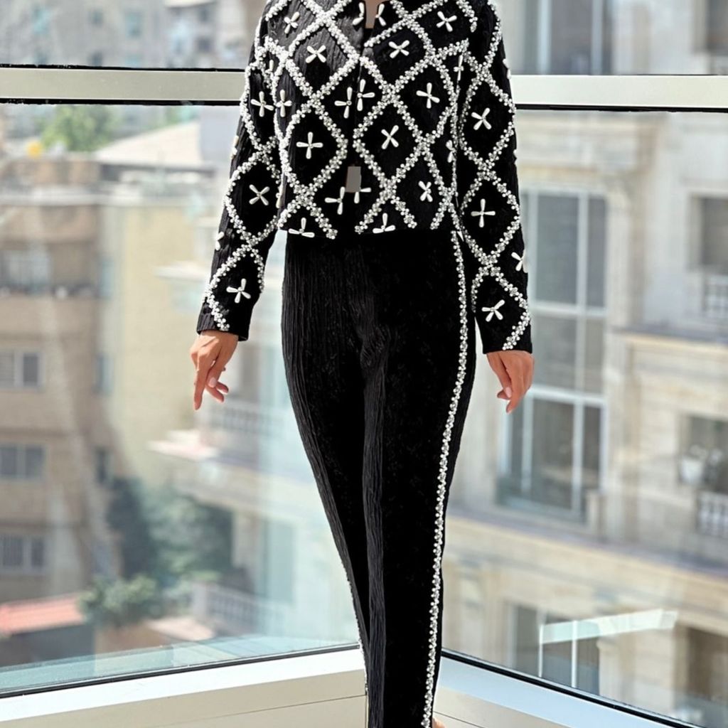 مشخصات کراپ مجلسی و شلوار زنانه  مدل آرشیدا