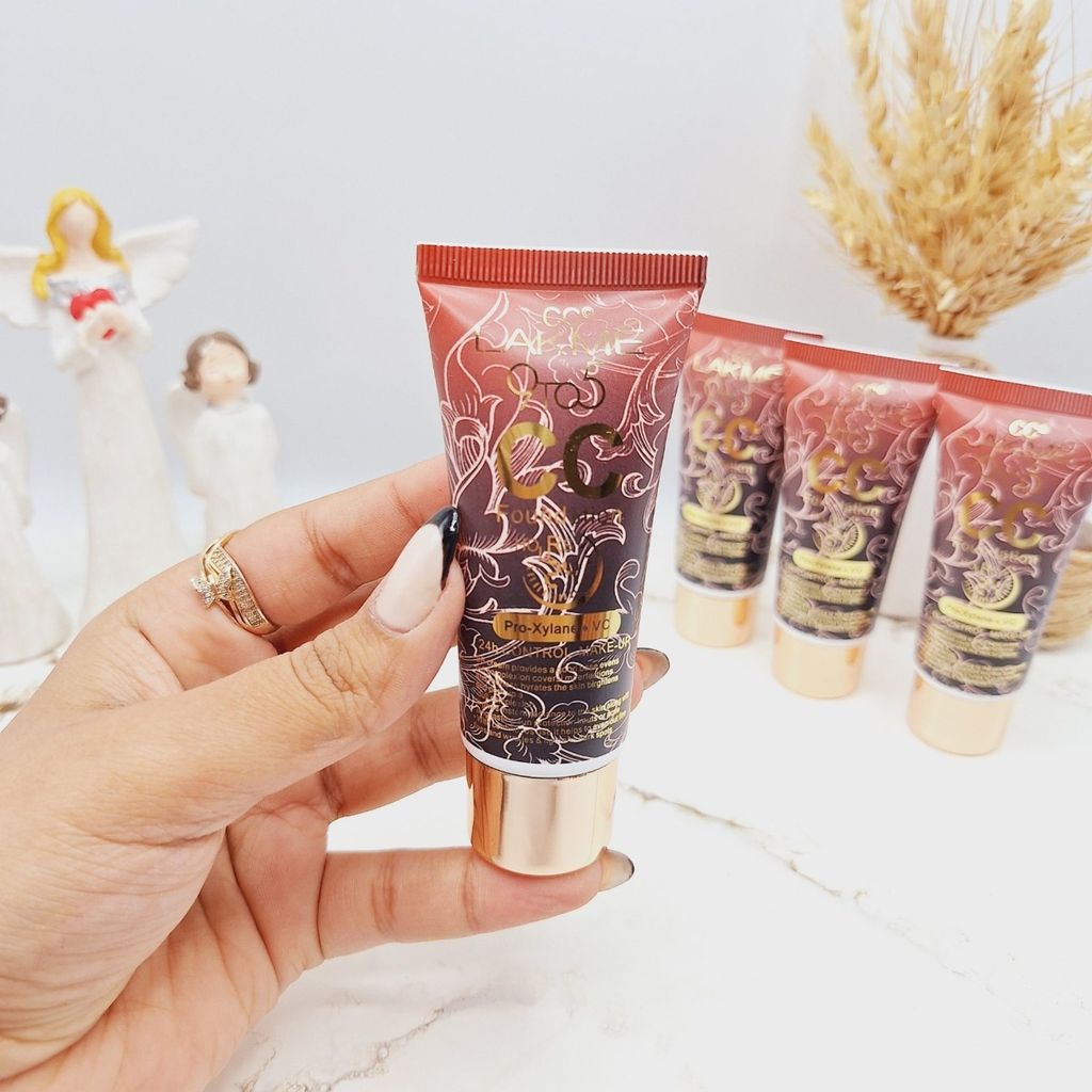 خرید اینترنتی سی سی کرم با پوشش بالا برند LAKME 9TO5