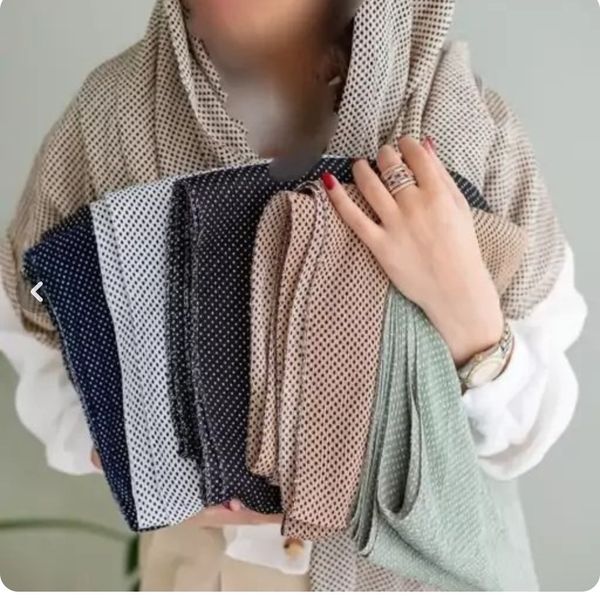 شال برشکا خال دار دور نقره ای