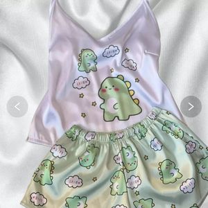 مشخصات تاپ و شلوارک ساتن طرح دایناسور