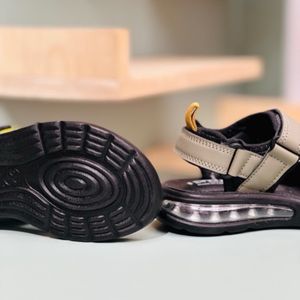 فروش اینترنتی صندل بچگانه اسپرت طرح کپسولی حلقه برند Kids کد 4022902