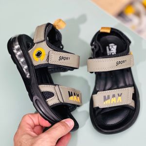 خرید اینترنتی قیمت صندل بچگانه اسپرت طرح کپسولی حلقه برند Kids کد 4022902