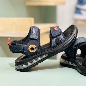 قیمت صندل بچگانه اسپرت طرح کپسولی حلقه برند Kids کد 4022902