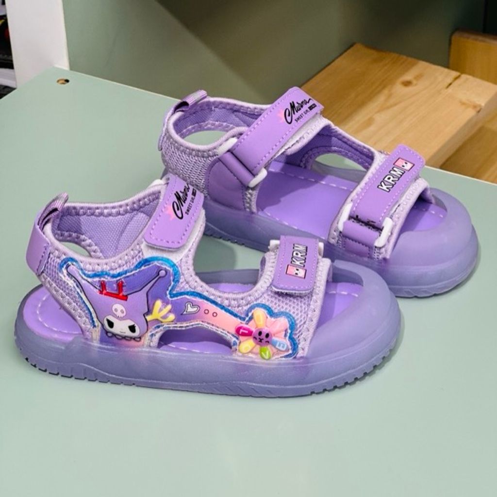 خرید اینترنتی قیمت صندل بچگانه طرح کرومی گل برند A+B کد 4022901