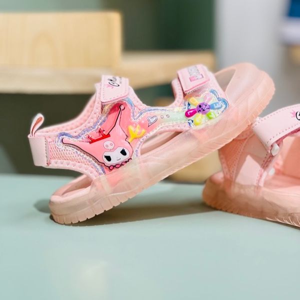 صندل بچگانه طرح کرومی گل برند A+B کد 4022901