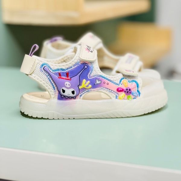 صندل بچگانه طرح کرومی گل برند A+B کد 4022901